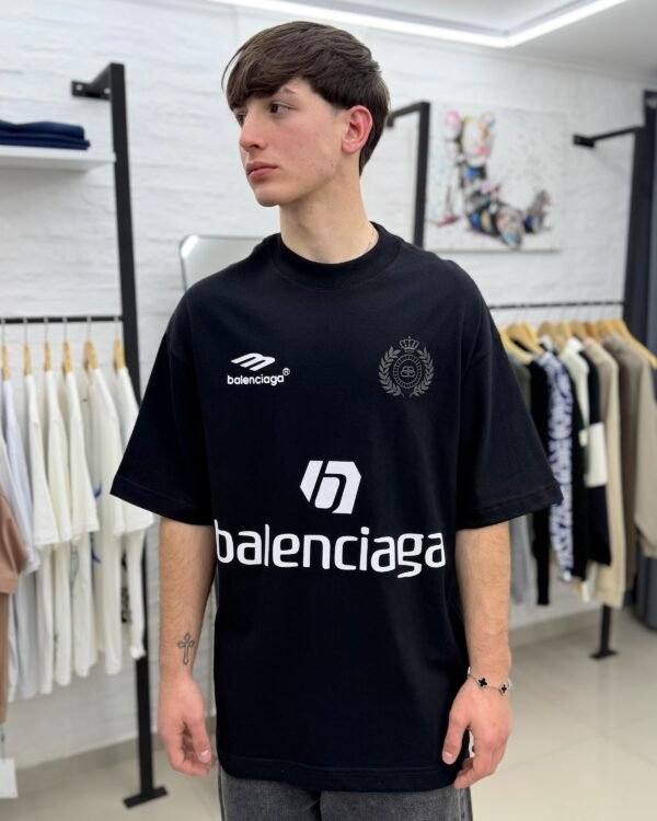 REMERA BALENCIAGA