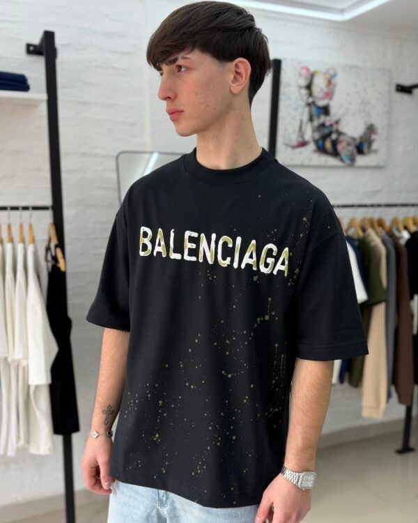 REMERA BALENCIAGA